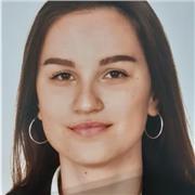 Estudiante universitaria ofrece clases particulares de lengua castellana a alumnos de primaria y secundaria